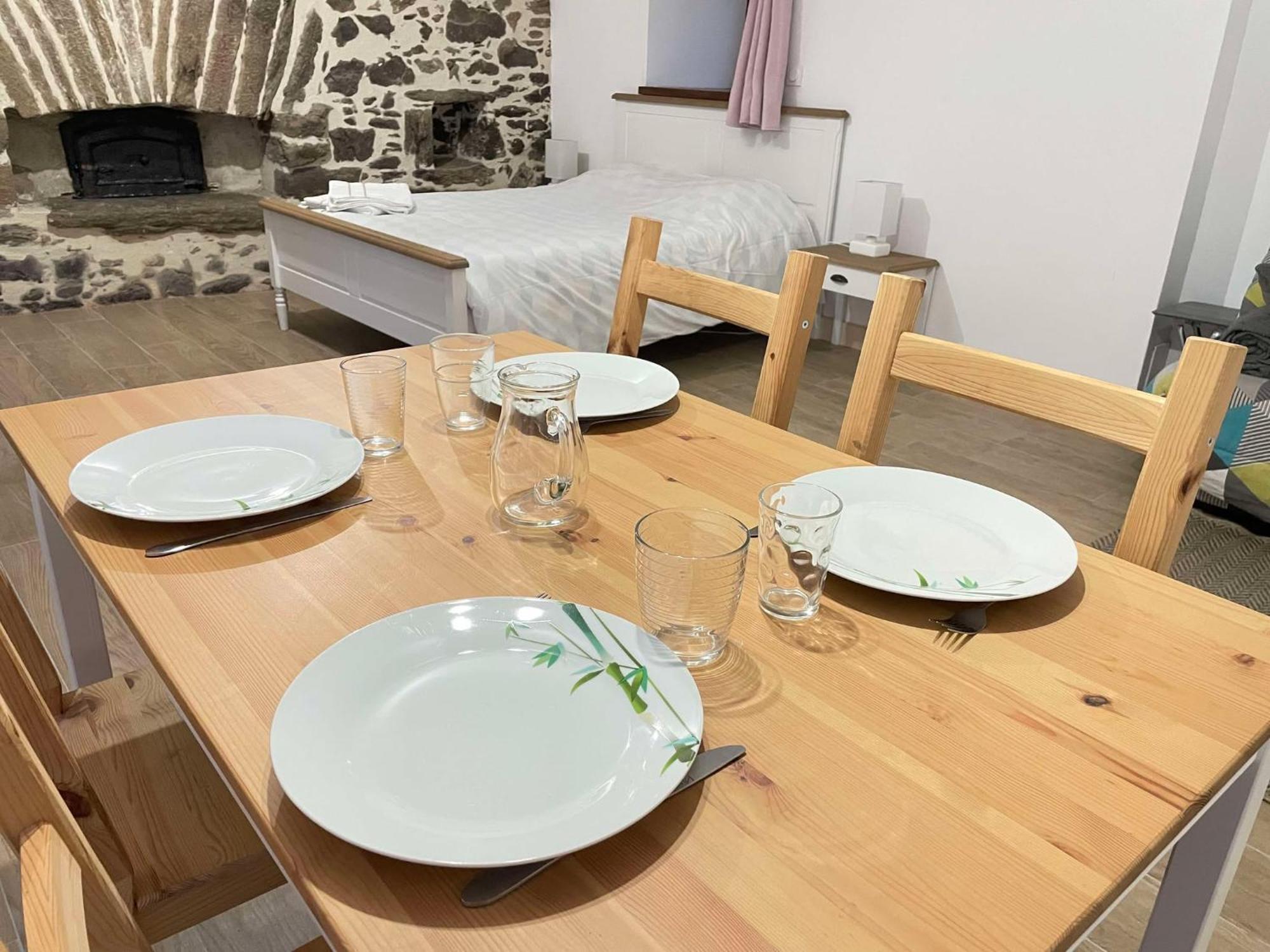 Les Gites Du Gauliat Espartignac 外观 照片